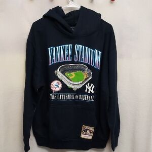 Mitchell & Ness New York Yankee Hoodie